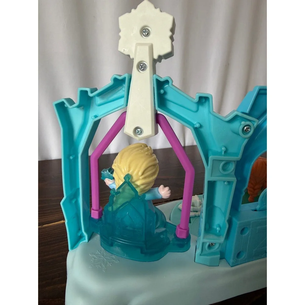 Fisher Price Little People Disney Frozen Elsa Ice Palace Playset Anna Elsa GMN61